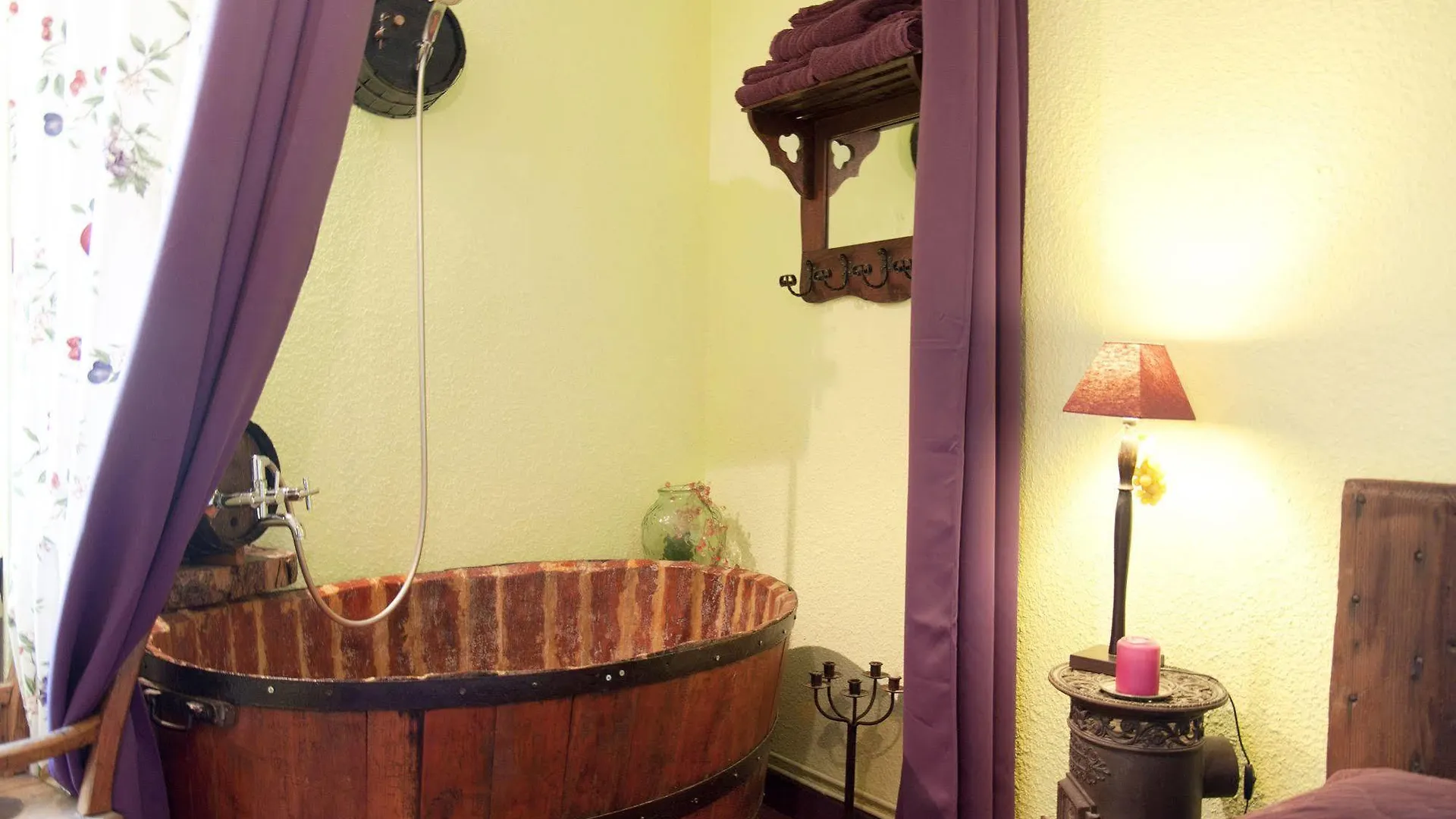 Les Chambres A Id Messimy 0*, Messimy-sur-Saone France